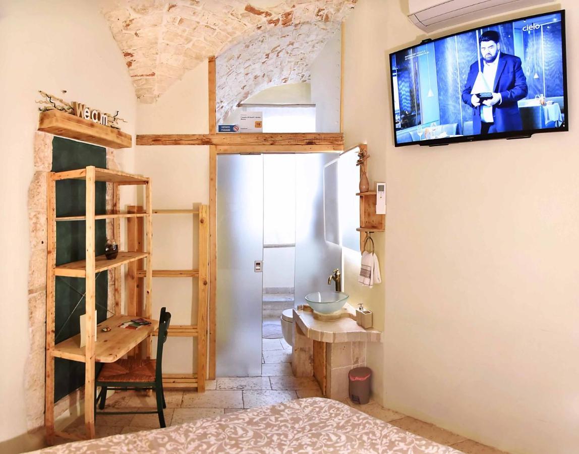 L'Angolo Di Gaudi, Alcoba Blanca Putignano Luaran gambar