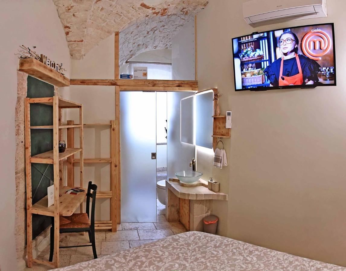 L'Angolo Di Gaudi, Alcoba Blanca Putignano Luaran gambar
