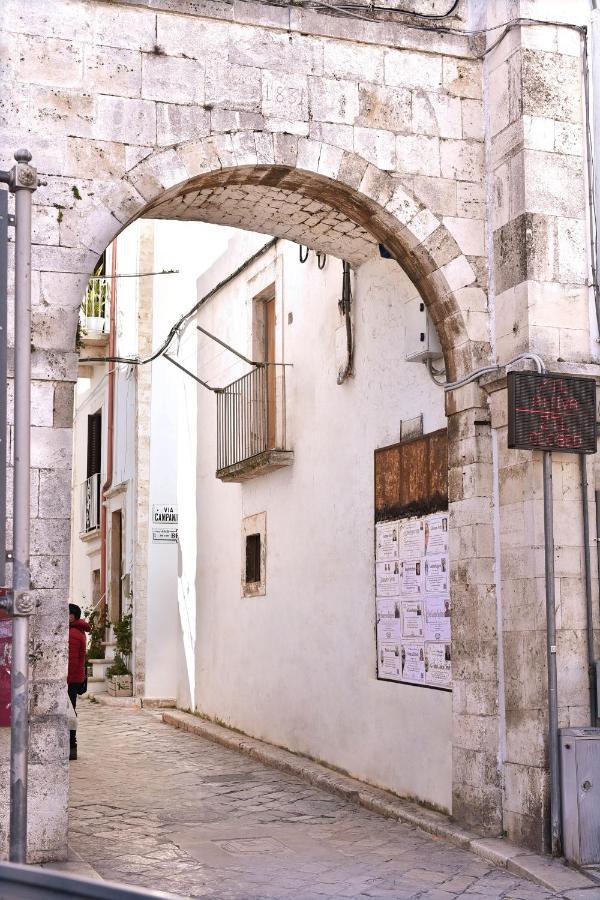 L'Angolo Di Gaudi, Alcoba Blanca Putignano Luaran gambar