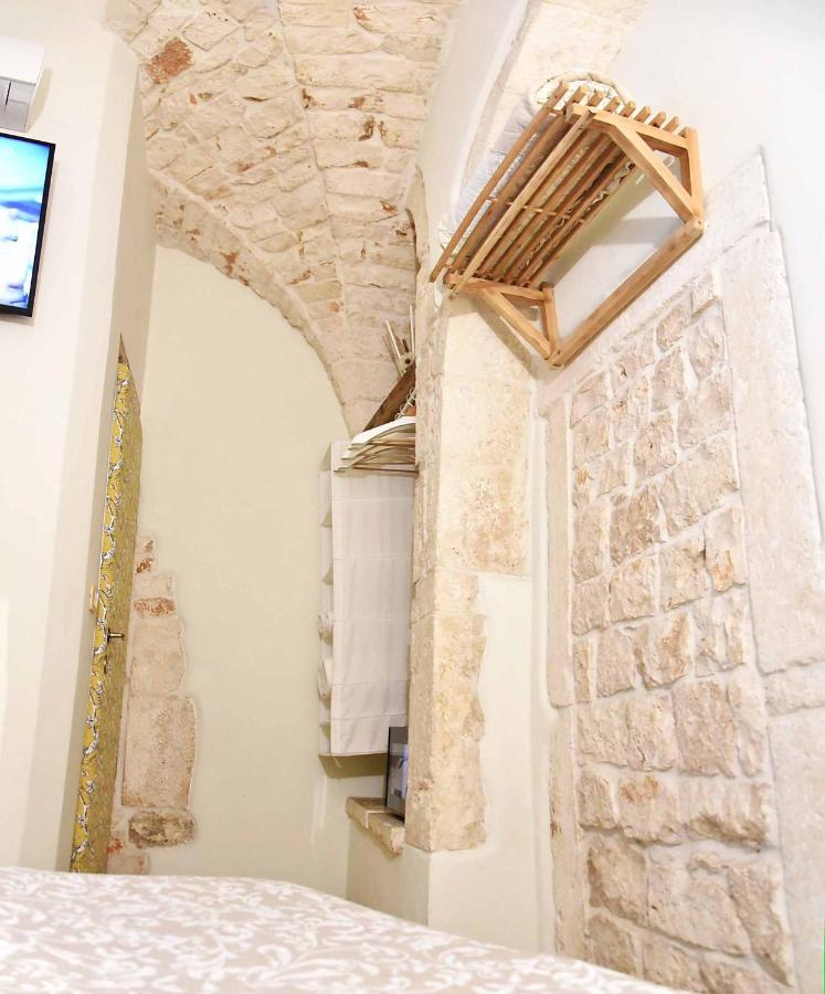 L'Angolo Di Gaudi, Alcoba Blanca Putignano Luaran gambar