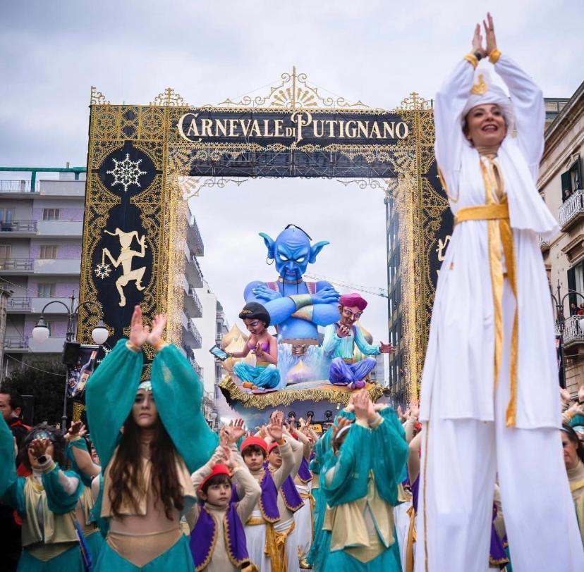 L'Angolo Di Gaudi, Alcoba Blanca Putignano Luaran gambar